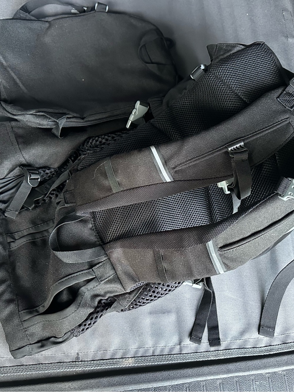 K9 Sport Sack Dog Carrier with removable storage - Picture 8 of 13